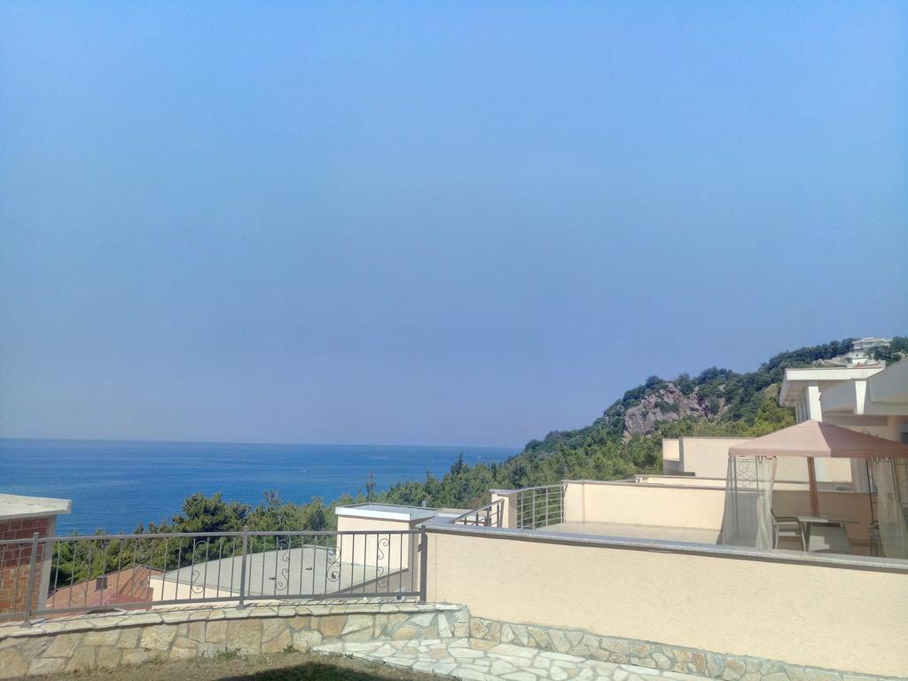 Image of House - 4 Bedrooms - 5 Bathrooms for Sale in Bar-Susanj-Montenegro, Image 10